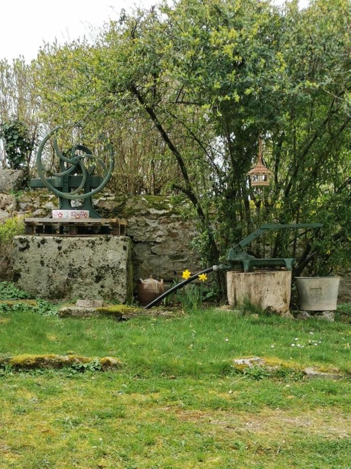 Chez Norbert Villa Quarre-les-Tombes Ngoại thất bức ảnh
